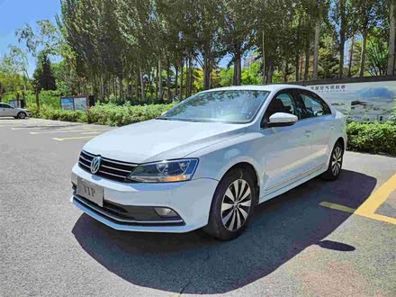v 2018 1.6L Ԅm