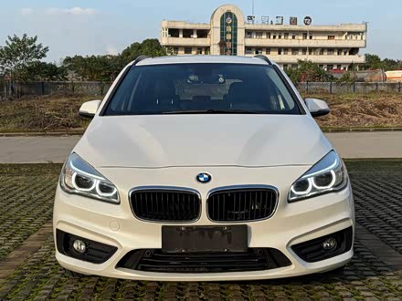 ���R2ϵ����܇ 2016�� 218i �I(l��ng)����