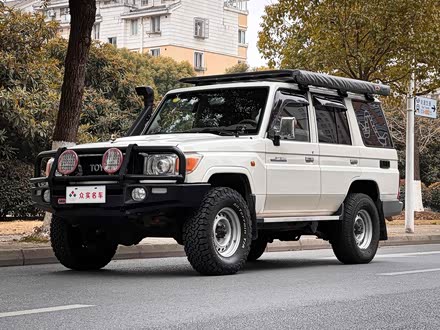 Kݶm¿·(M)LC76 2015 4.0L ք