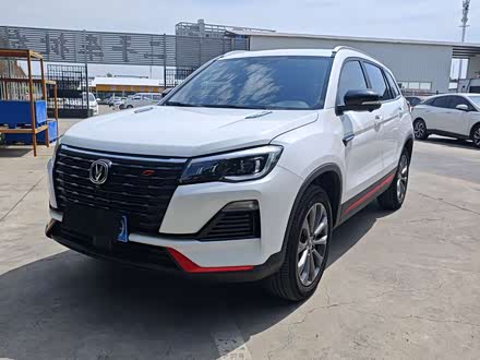 ���Ŷ��ֳ���CS75 2023�� ������ 1.5T DCT����