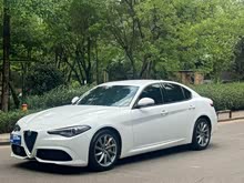 Giulia~ 2022 2.0T 280HP Ti {ذ