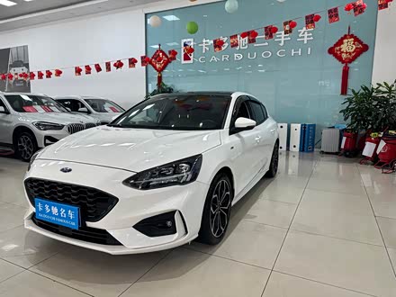 �˱����ָ��� ����˹ 2020�� ���� EcoBoost 180 �Զ�ST Line