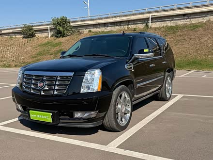 ʯ��ׯ���ֿ������� ���׵�ESCALADE 2010�� 6.0 Hybrid