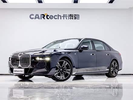 ͨ�ɶ��ֱ���7ϵ 2023�� 740Li ������ M�˶���װ
