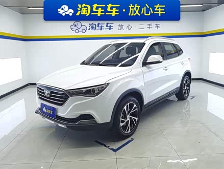 X40 2019 1.6L Զ V