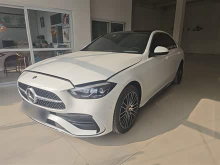 C 2024 Ŀ C 260 L ˶