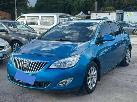�º���ֱ�� Ӣ�� 2013�� XT 1.6L �Զ�ʱ�а�