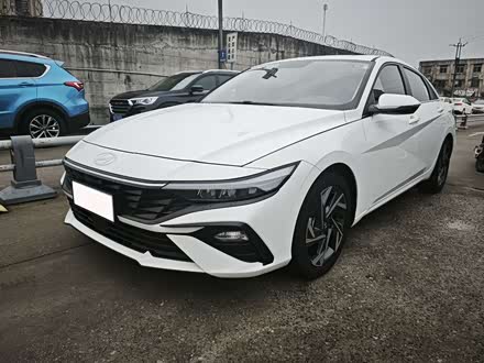 �ɶ����������� 2023�� 1.5L CVT GLS���Ȱ�