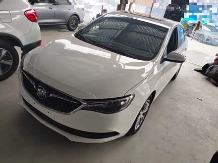 ʮ�߶��ֱ�� Ӣ�� 2018�� 18T �Զ���Ӣ��