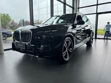 RX7 2023 xDrive40i M\b