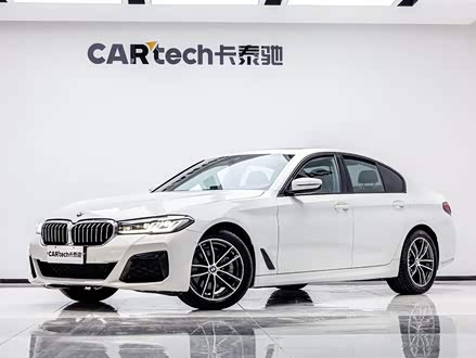 ���ݶ��ֱ��� ����5ϵ(����) 2022�� �Ŀ�� 525i M�˶���װ