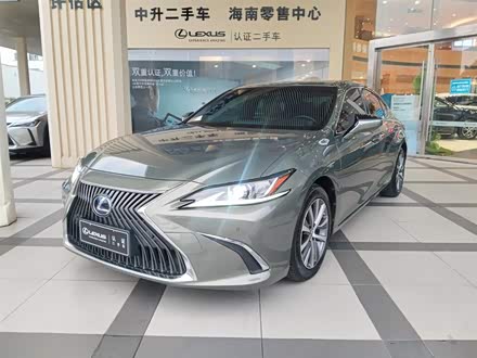 ׿˹ES 2018 300h ׿Խ V