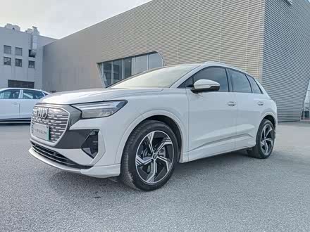 Т�ж��ְµ� �µ�Q4 e-tron 2024�� 40 e-tron ������