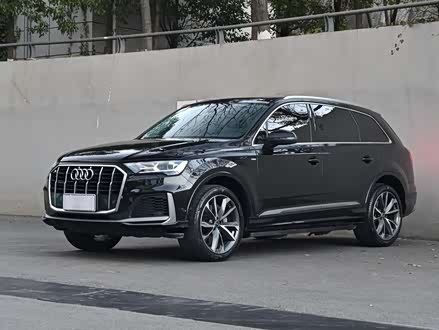 �º���ְµ� �µ�Q7 2022�� 55 TFSI quattro S line�˶���