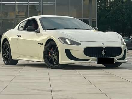 GranTurismo 2013 4.7L Sport F1