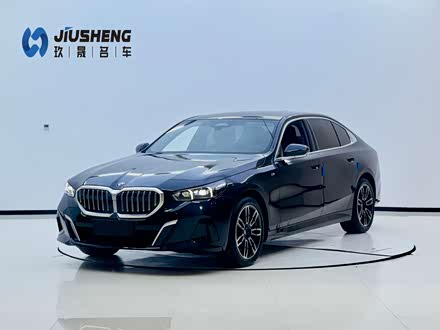 ֣ݶֱ 5ϵ 2024 530Li  M˶װ