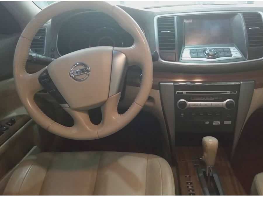 天籁2011款 2.0l xe标准版