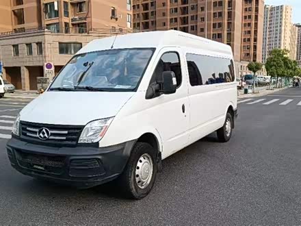 上汽大通MAXUS V80 2019款 2.5T经典款6挡手动傲运通改款长轴中顶7座