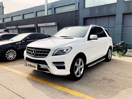 奔驰M级 2014款 ML 400 4MATIC动感型