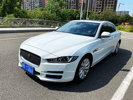 捷豹XEL 2019款 2.0T 200PS 精英版
