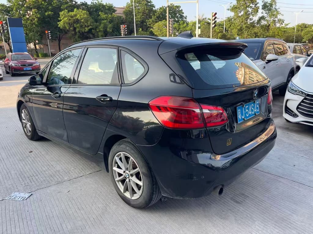 BMW 2 SERIES STATION WAGON