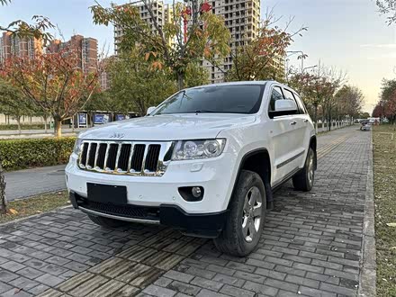 大切诺基(进口) 2013款 3.6L 豪华导航版