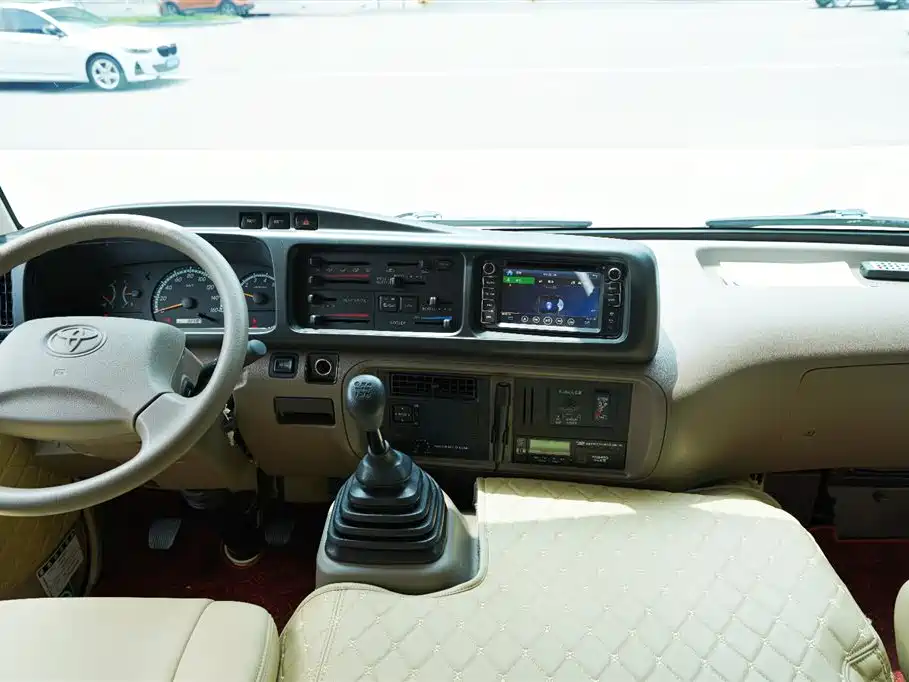 Toyota Coaster 2019 4.0L GRB53L-ZEMSK 23 мест9GR