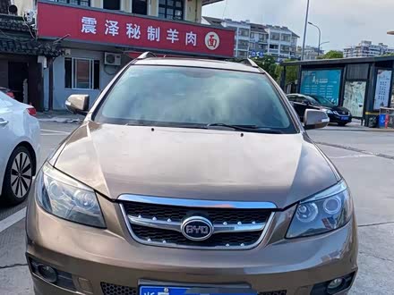 比亚迪S6 2013款 劲悦版 2.4L 自动尊享型 5座