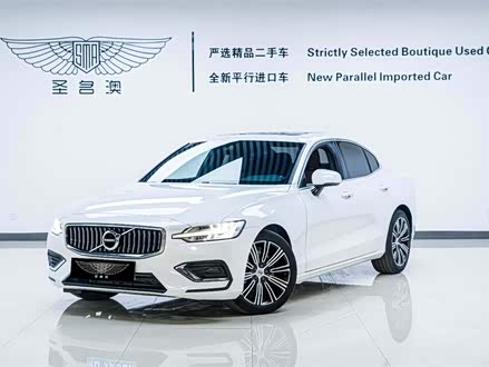 沃尔沃S60 2020款 T4 智逸豪华版