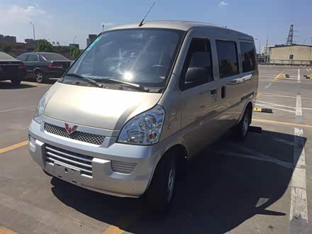 五菱荣光 2015款 1.2L S 基本型CNG