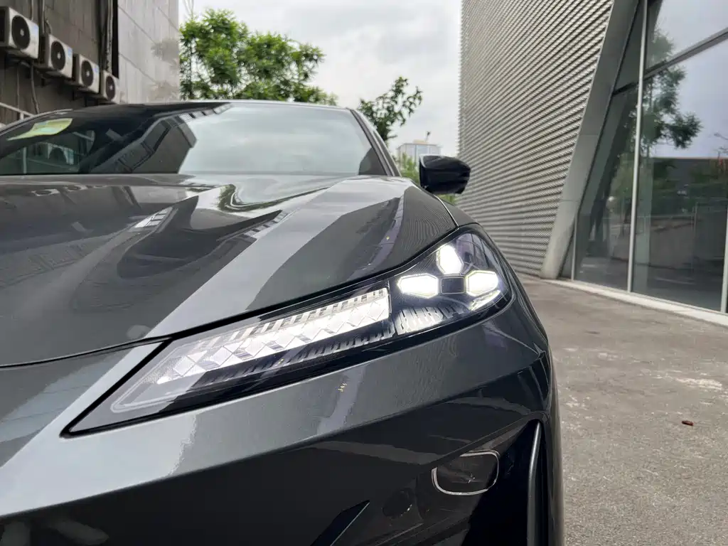 Changan Deepal DARK BLUE S07