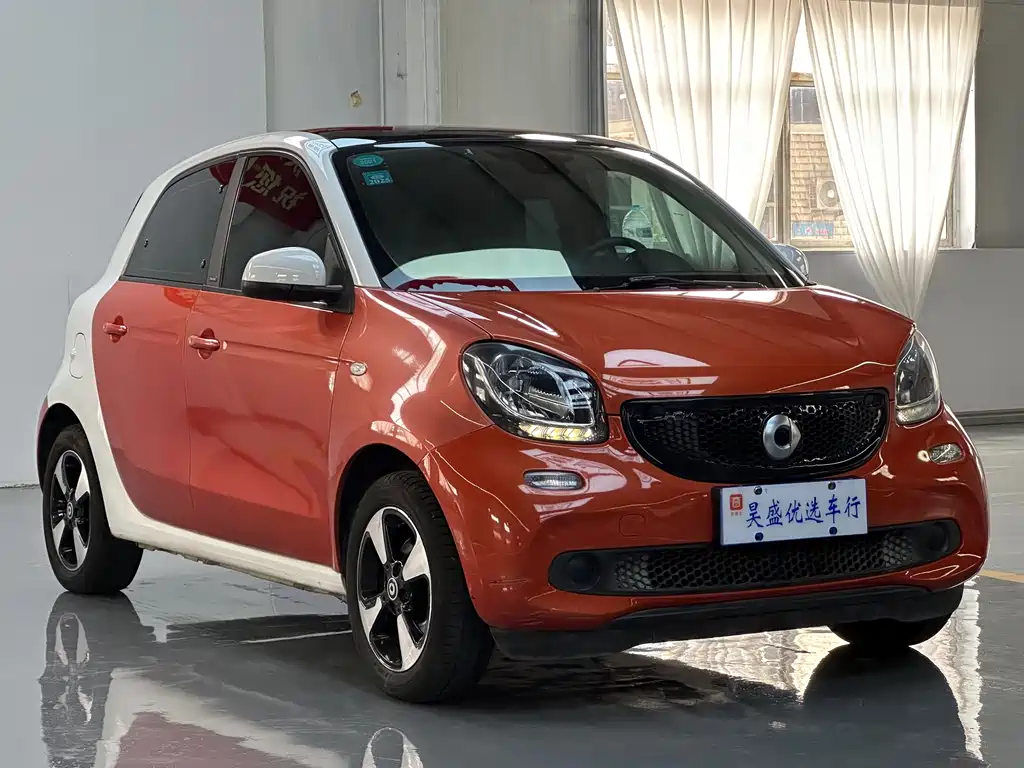 SMART FORFOUR