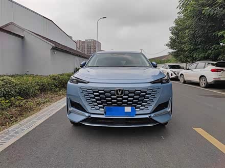 长安UNI-K 2021款 2.0T 全轮驱动卓越型