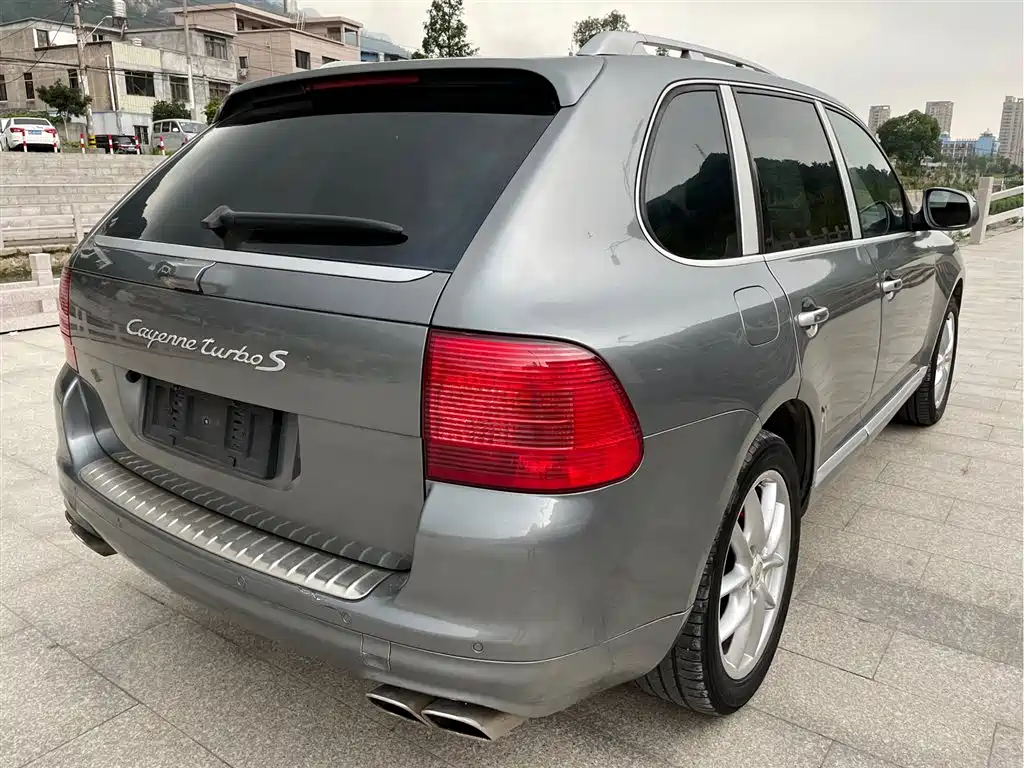 Porsche Cayenne 2006 Cayenne Turbo 4.5T