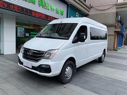 上汽大通MAXUS V80 2018款 2.5T AMT傲运通改款长轴中顶7座