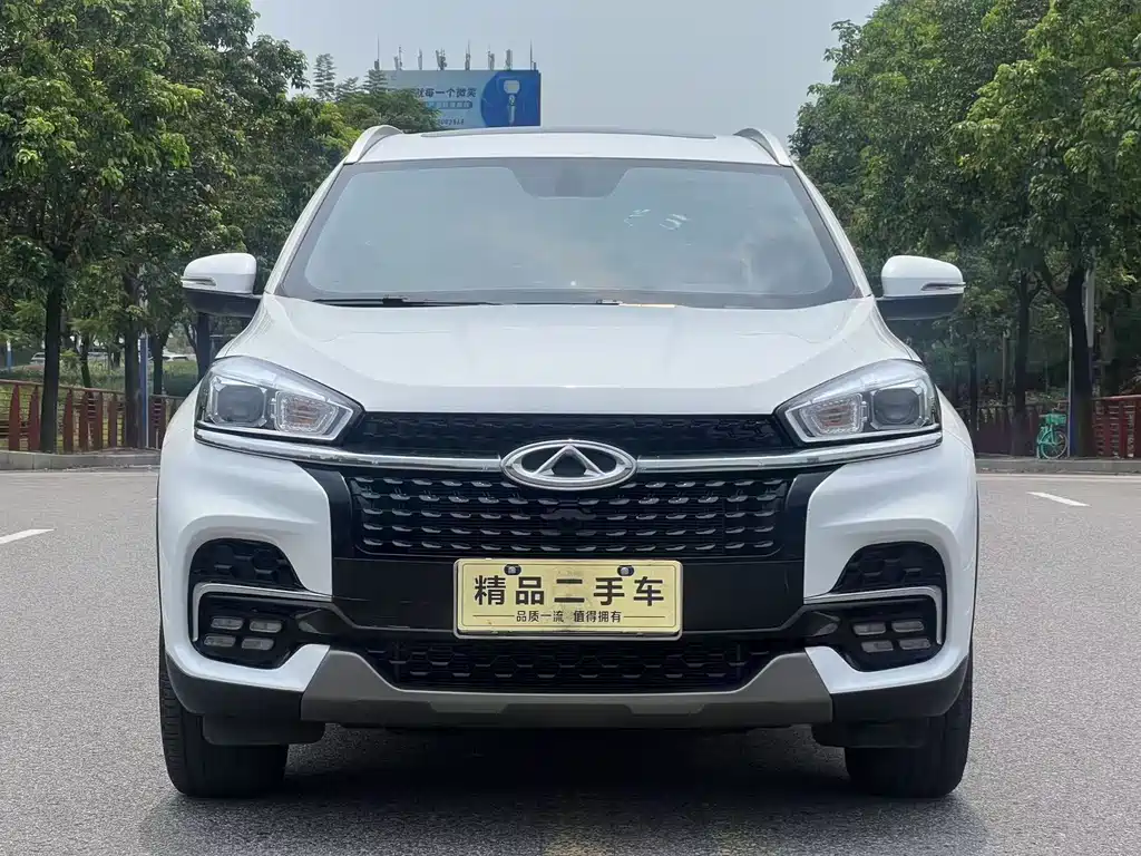 CHERY TIGGO 8