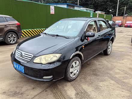 比亚迪F3 2011款 1.5L 新白金版舒适型