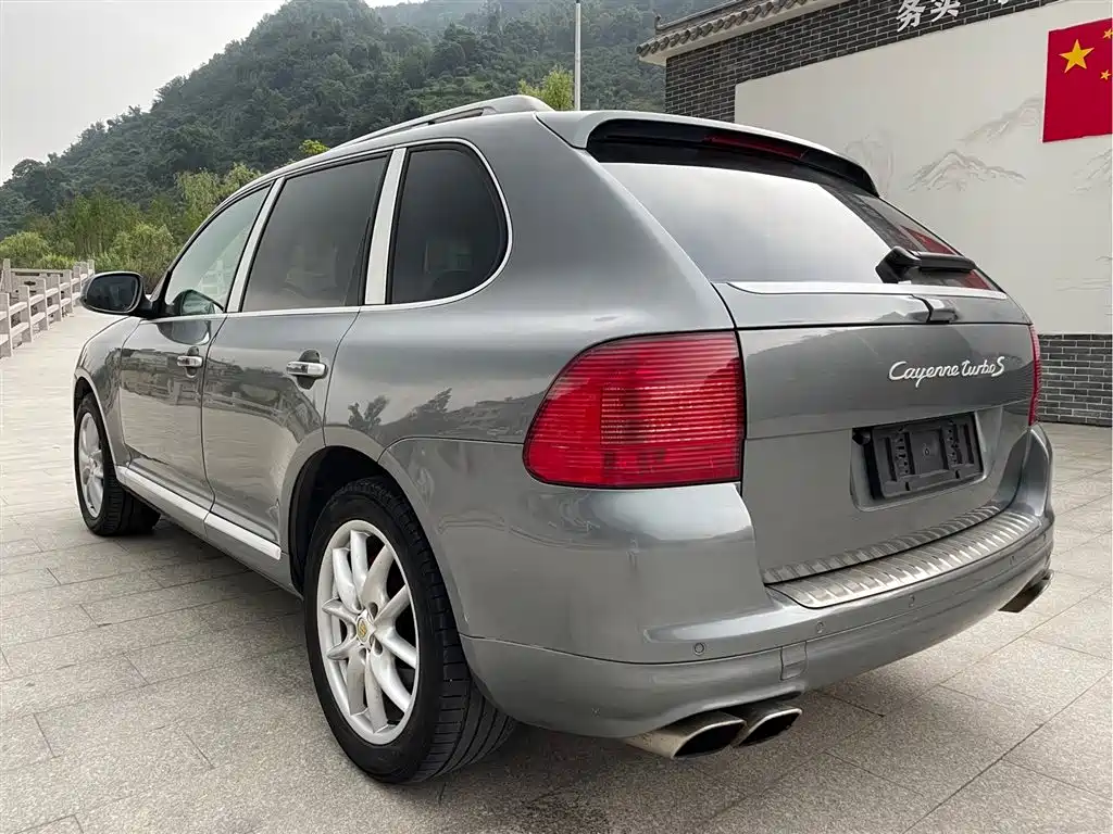 Porsche Cayenne 2006 Cayenne Turbo 4.5T