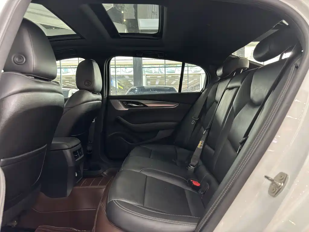 CADILLAC  CT5