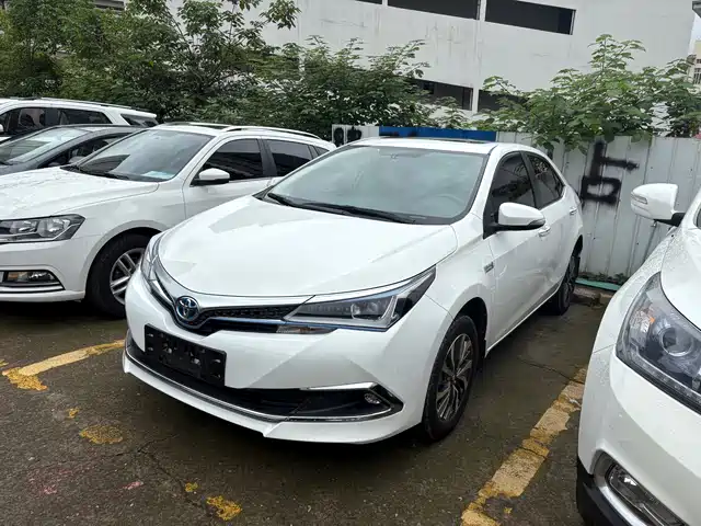 TOYOTA COROLLA DUAL ENGINE E+ 2019