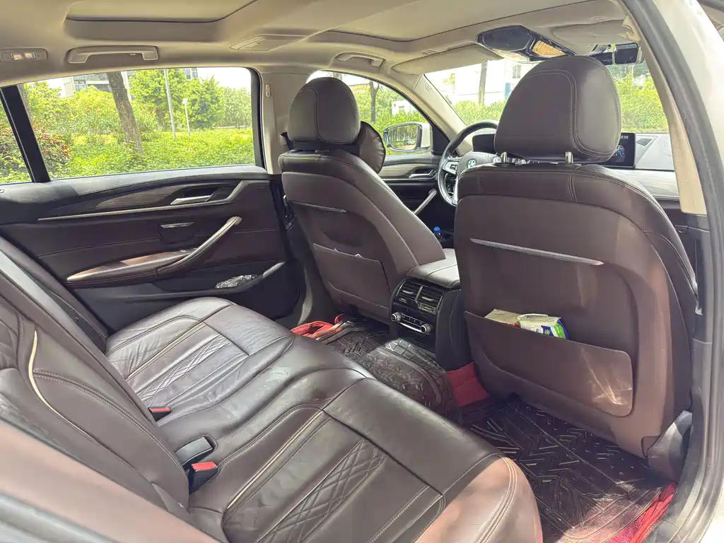 BMW 5 SERIES NEW ENERGY