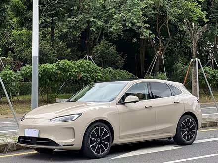 问界M5 2022款 纯电四驱性能版