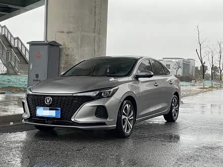 逸动 2020款 PLUS 蓝鲸NE 1.4T GDI DCT旗舰型