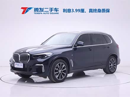 宝马X5 2022款 改款 xDrive 30Li M运动套装