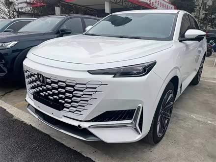 长安UNI-K 2021款 2.0T 豪华型