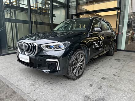 宝马X5 2022款 xDrive 30Li 尊享型M运动套装