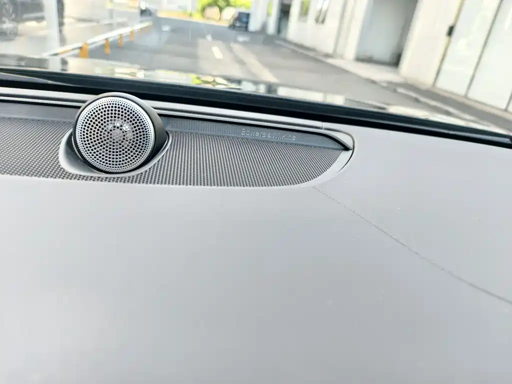 VOLVO S90 PLUG IN HYBRID