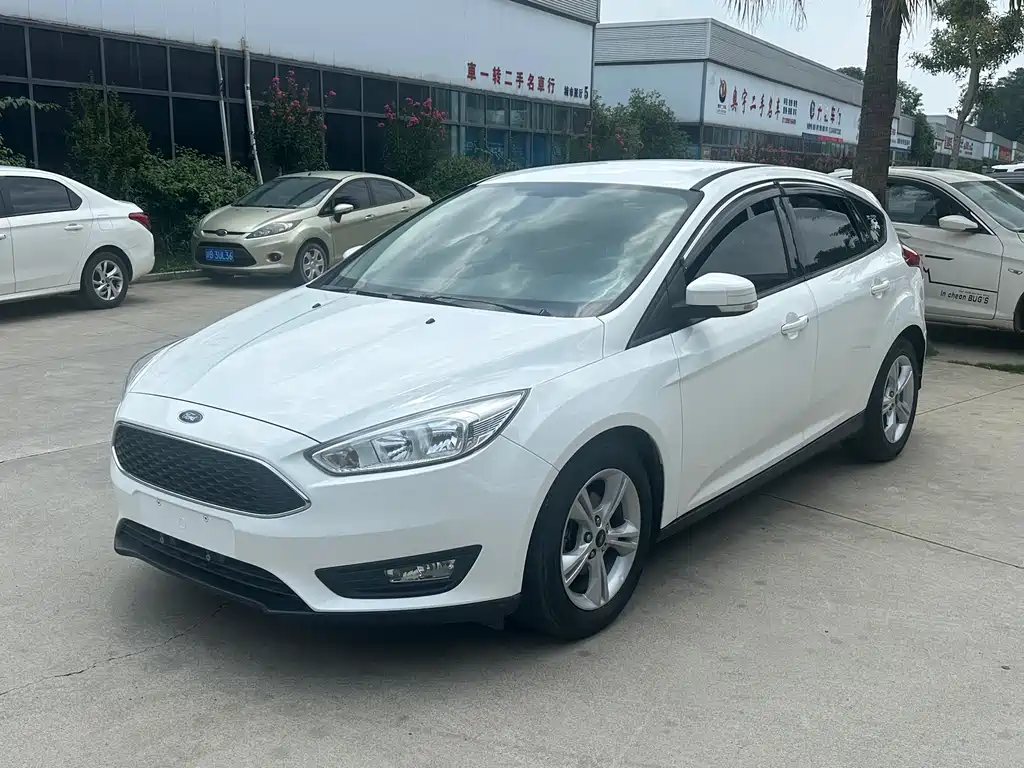 FORD FOX