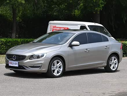 沃尔沃S60 2015款 S60L T5 智驭版