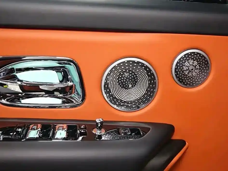 Rolls-Royce Cullinan 2018 мест